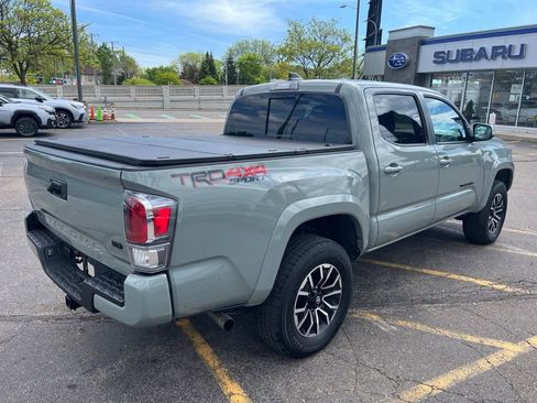 Used 2023 Toyota Tacoma TRD Sport AWD/4WD image 5