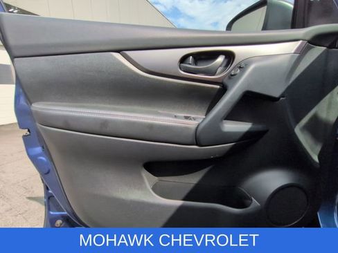 Used 2022 Nissan Rogue Sport S AWD/4WD image 21