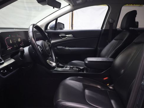 Used 2023 Kia Sportage EX FWD image 17