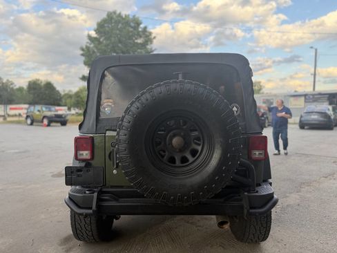 Used 2007 Jeep Wrangler Unlimited X AWD/4WD image 6