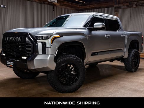 Used 2022 Toyota Tundra Platinum AWD/4WD image 4
