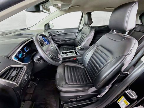 Used 2021 Ford Edge SEL w/ Convenience Package AWD/4WD image 2