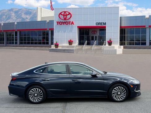 Used 2021 Hyundai Sonata SEL FWD image 3