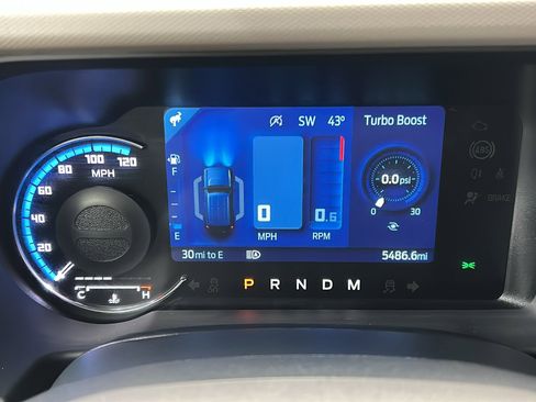 Used 2024 Ford Bronco Wildtrak image 25