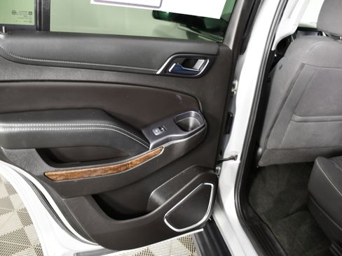 Used 2018 Chevrolet Tahoe LS AWD/4WD image 47