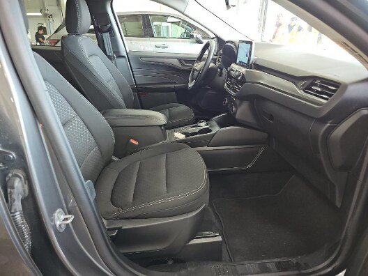 Used 2025 Ford Escape Active AWD/4WD image 8