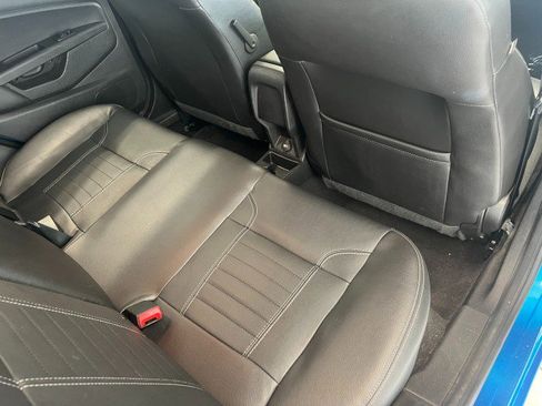 Used 2014 Ford Fiesta Titanium image 36