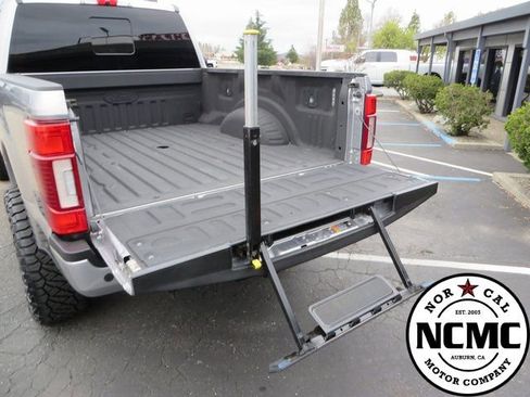 Used 2020 Ford F250 Lariat image 21