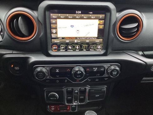 Used 2021 Jeep Gladiator Mojave image 17