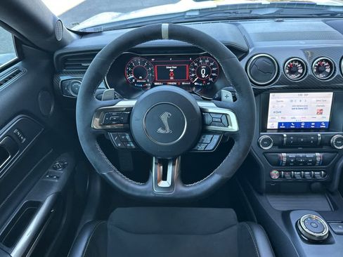 Certified 2020 Ford Mustang Shelby GT500 w/ Carbon Fiber Track Pack image 15