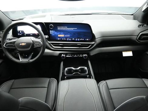 New 2025 Chevrolet Silverado EV LT AWD/4WD image 18