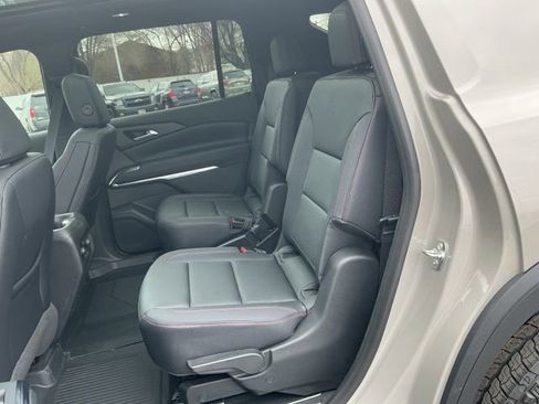 New 2026 Chevrolet Traverse Z71 w/ Driver Confidence Package image 13