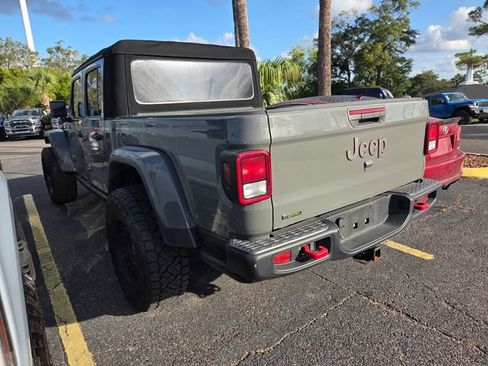 Used 2021 Jeep Gladiator Rubicon AWD/4WD image 3