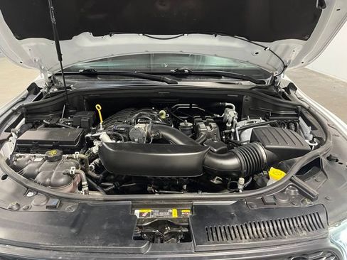 Used 2025 Dodge Durango GT AWD/4WD image 9