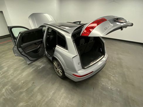 Used 2019 Audi Q7 3.0T Prestige w/ Prestige Package AWD/4WD image 77