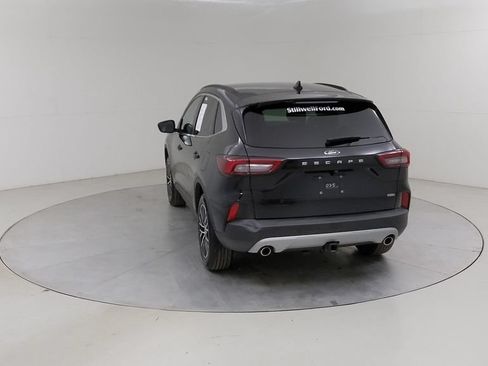 Certified 2025 Ford Escape SE w/ Class II Trailer Tow Package FWD image 15
