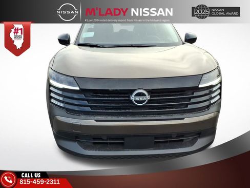 New 2026 Nissan Kicks SV w/ SV Premium Package image 2