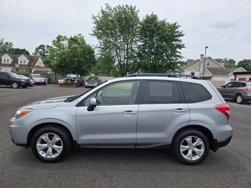 Used 2014 Subaru Forester 2.5i Premium w/ Popular Package #2 AWD/4WD image 9