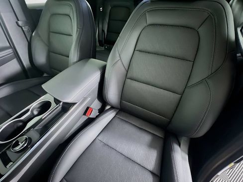 New 2026 Chevrolet Equinox LT w/ Convenience Package II AWD/4WD image 21