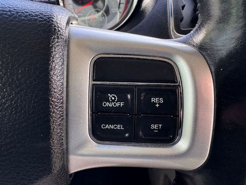 Used 2012 Dodge Grand Caravan Crew w/ Crew Value Pkg image 41