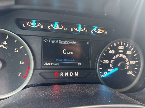 Used 2019 Ford F150 XLT w/ Equipment Group 302A Luxury AWD/4WD image 2