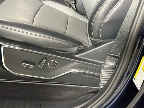 Used 2023 Ford F150 Lightning Lariat w/ Equipment Group 511A High image 25