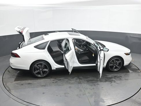 New 2026 Honda Accord SE image 43