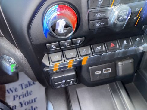 Used 2020 GMC Sierra 1500 AT4 w/ AT4 Premium Package image 22