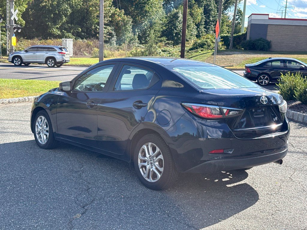 Used 2018 Toyota Yaris iA FWD image 5
