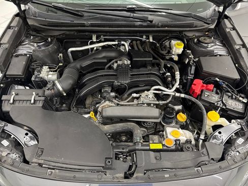 Used 2022 Subaru Outback Premium image 10