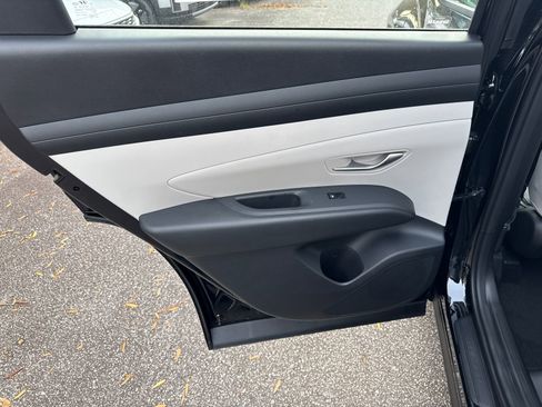 New 2026 Hyundai Tucson SE image 21