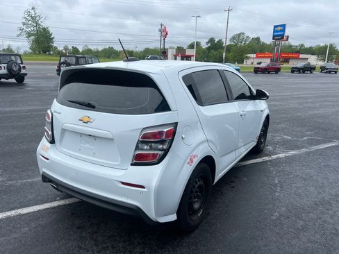 Used 2020 Chevrolet Sonic LT FWD image 5