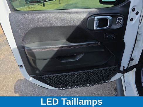 Used 2020 Jeep Gladiator Rubicon AWD/4WD image 11