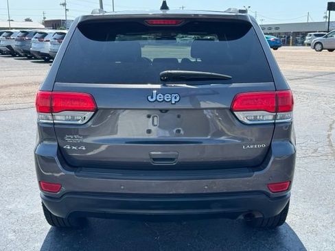 Used 2016 Jeep Grand Cherokee Laredo w/ Quick Order Package 23E AWD/4WD image 4