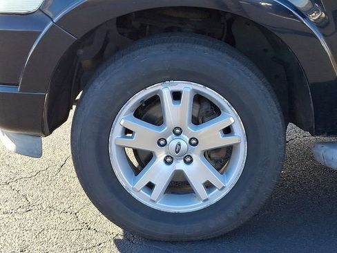 Used 2010 Ford Explorer XLT image 27