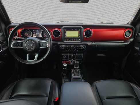 Used 2022 Jeep Gladiator Rubicon w/ LED Lighting Group AWD/4WD image 10