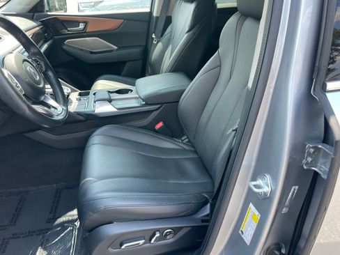 Used 2022 Acura MDX SH-AWD image 9