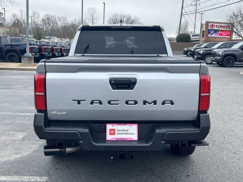 Used 2024 Toyota Tacoma SR image 6