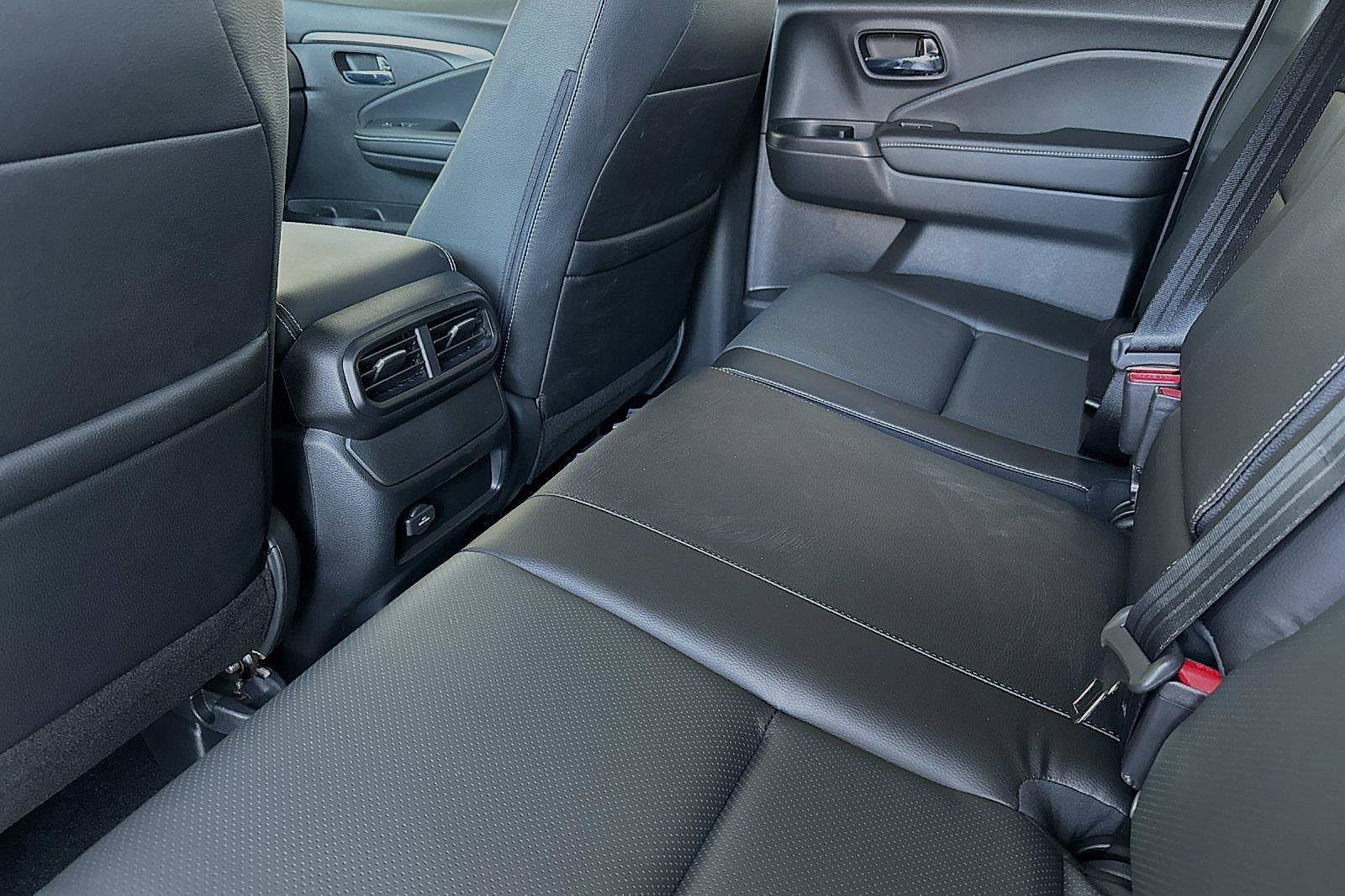 New 2025 Honda Ridgeline RTL image 11