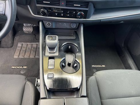 Used 2023 Nissan Rogue S FWD image 41