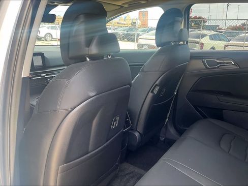 Certified 2026 Kia Sportage SX Prestige AWD/4WD image 11
