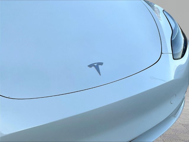Used 2023 Tesla Model Y Performance AWD/4WD image 32