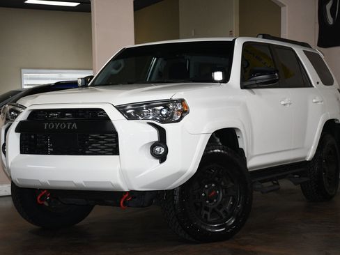 Used 2024 Toyota 4Runner SR5 RWD image 4