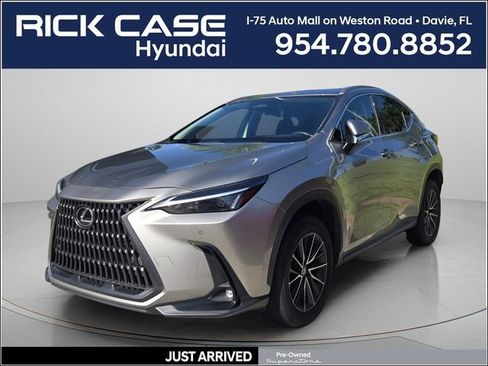 Used 2024 Lexus NX 250 FWD image 1