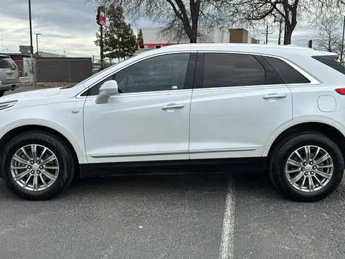 Used 2017 Cadillac XT5 Luxury w/ Driver Awareness Package image 5