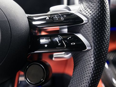Used 2022 Mercedes-Benz SL 55 AMG 4MATIC image 14