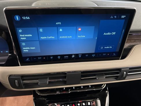 New 2026 Lincoln Corsair Reserve image 9