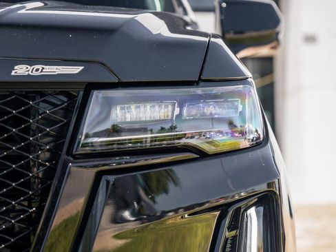 Used 2024 Cadillac Escalade V AWD/4WD image 10
