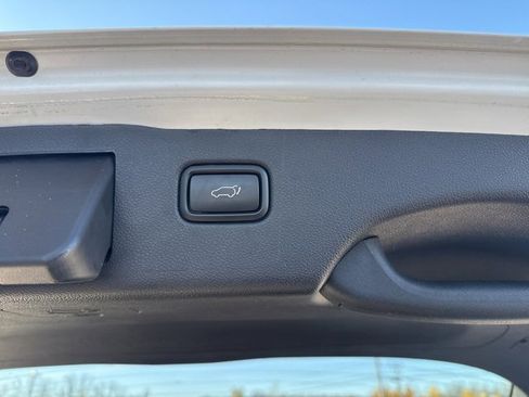 Used 2020 Kia Sorento SX image 36