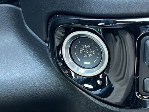 New 2026 Chevrolet Silverado 1500 RST AWD/4WD image 32